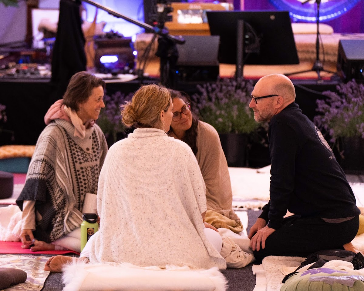Soul-tribe gathering between sessions