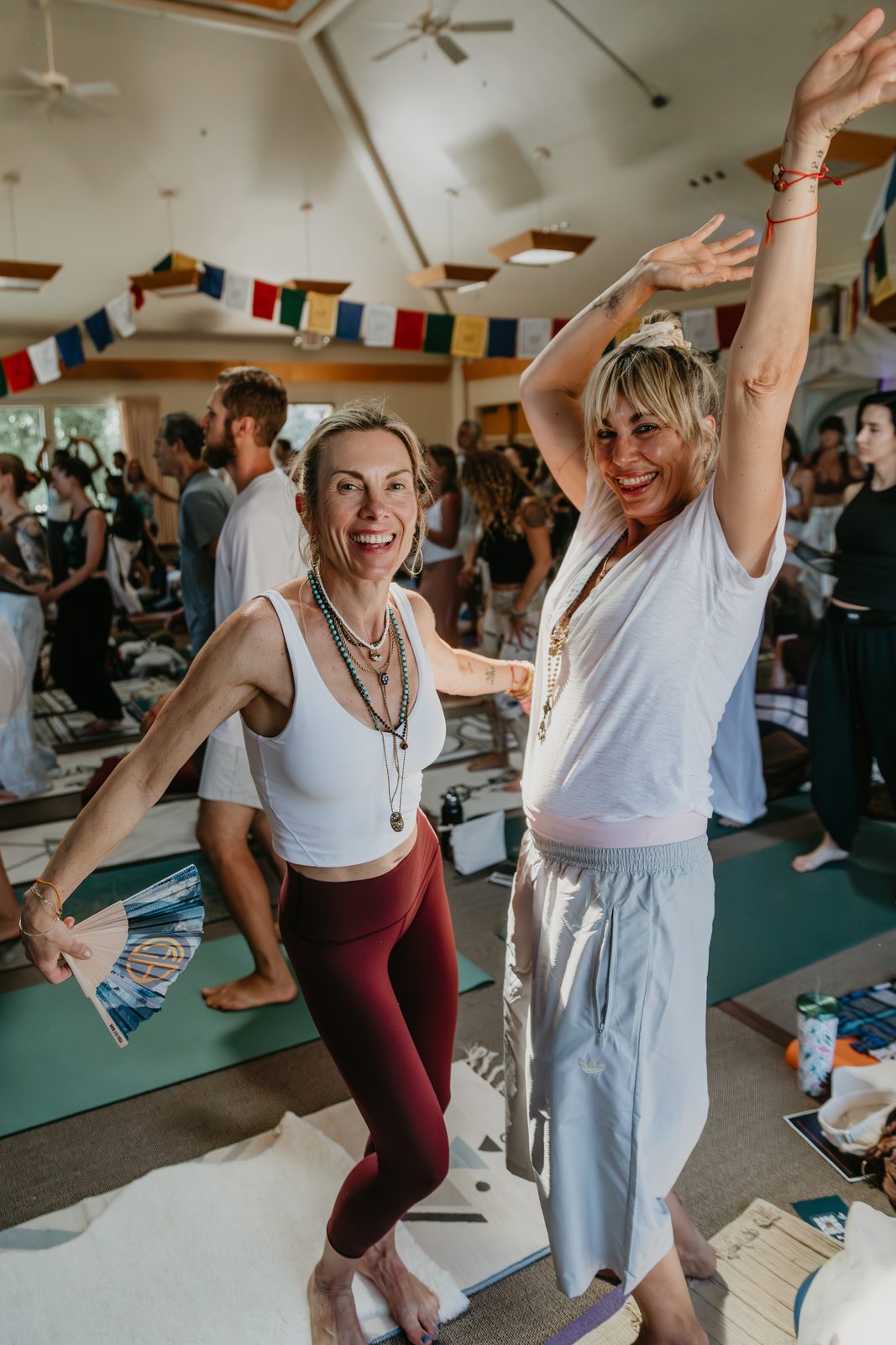 Jai Dev Singh leading Kundalini Yoga